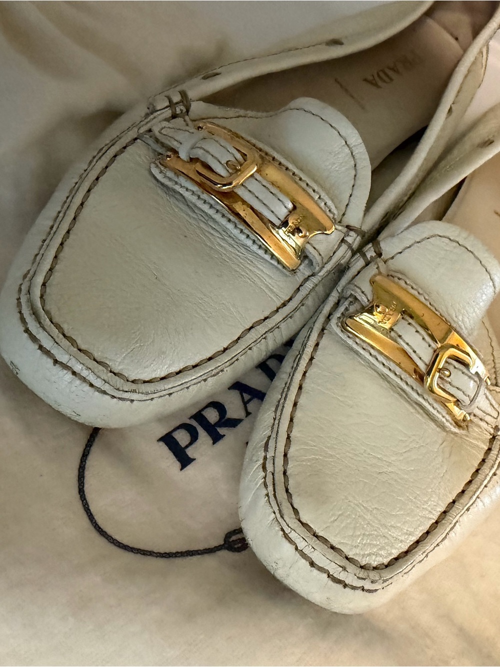 Vintage PRADA Cream Pebbled Leather Loafers with Gold Hardware, Size 39 (8.5) - Picture 11 of 11